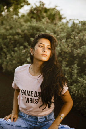 Game Day Vibes Tee - Pretty Collected