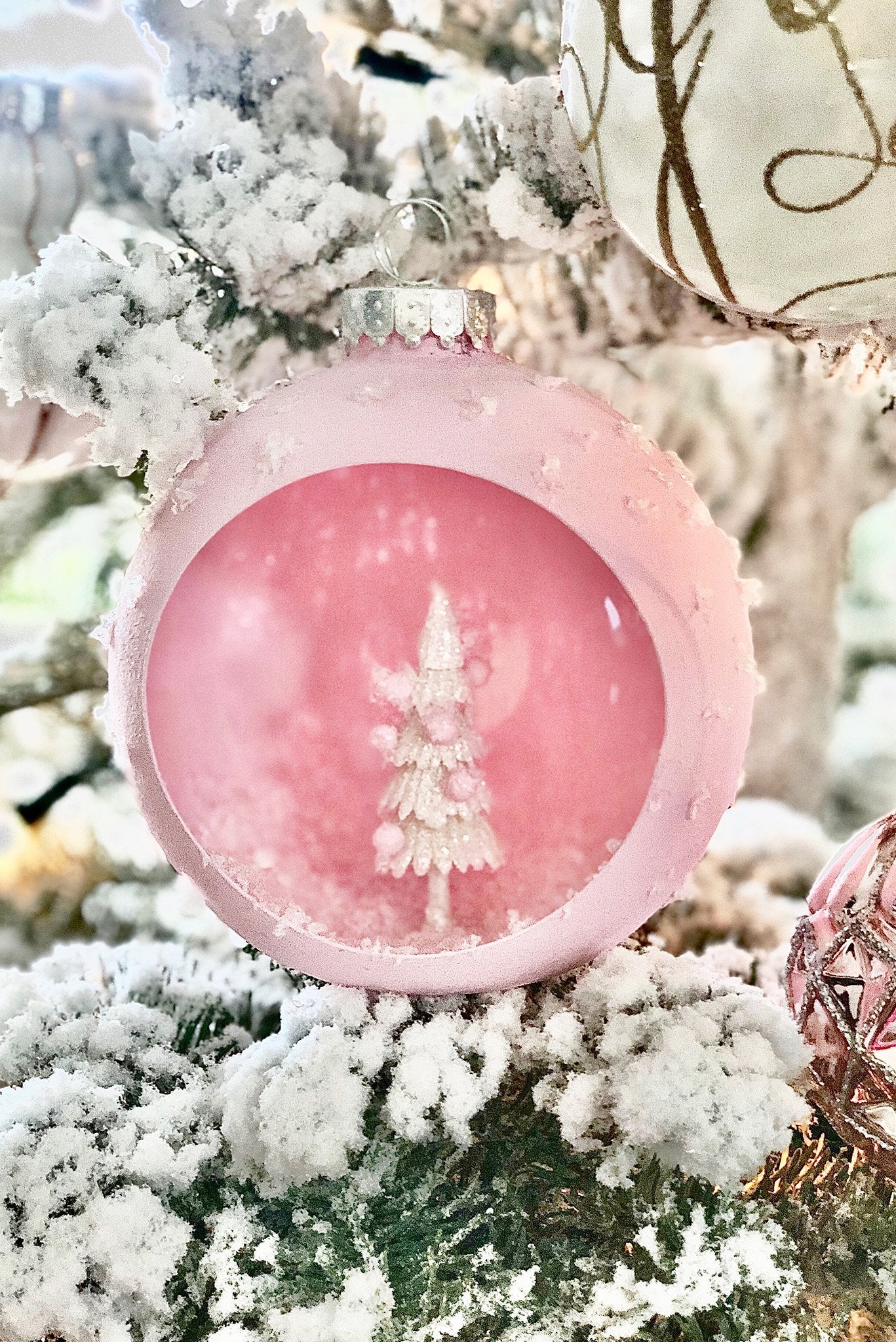 DIY Vintage Ornament - Pretty Collected