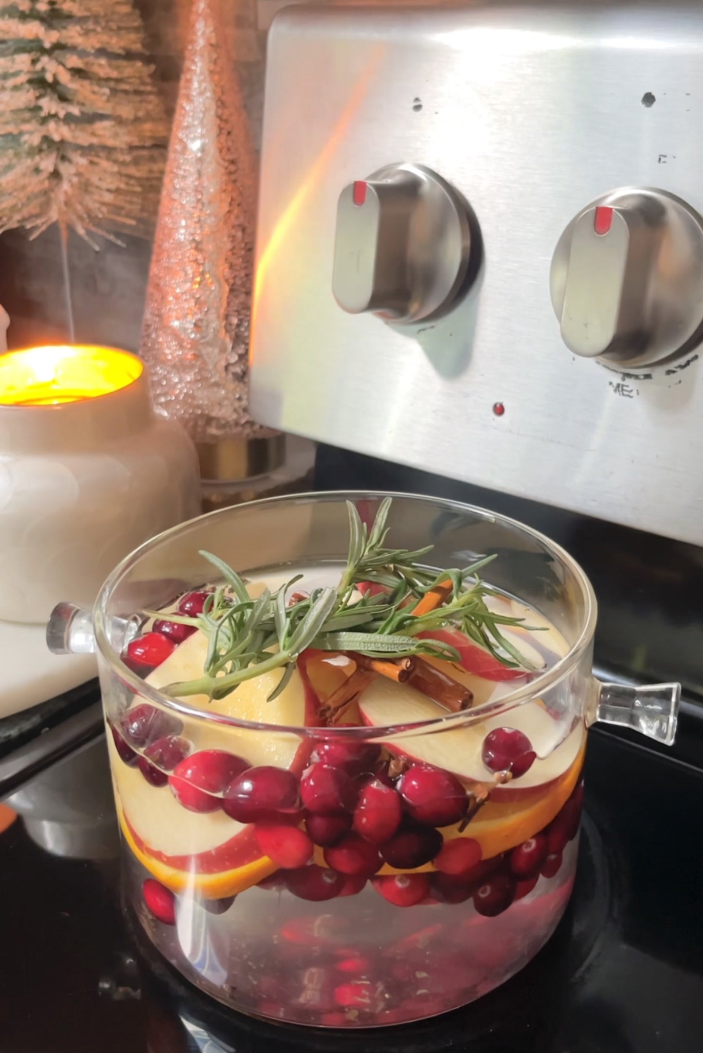 DIY Christmas Simmer Pot for a Natural Christmas Scent - Pretty Collected