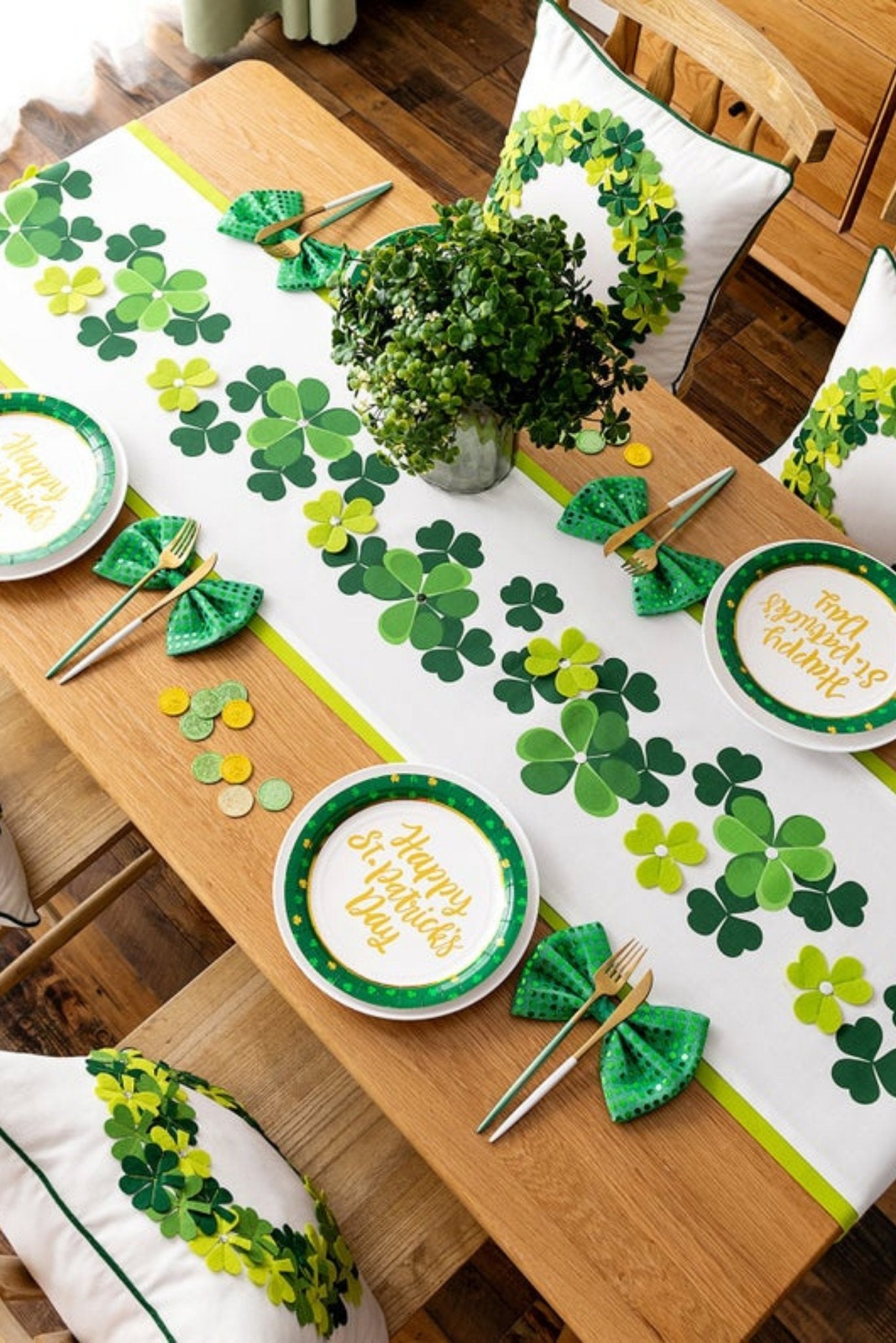 How to Throw a St. Patrick's Day Brunch! - Pretty Collected