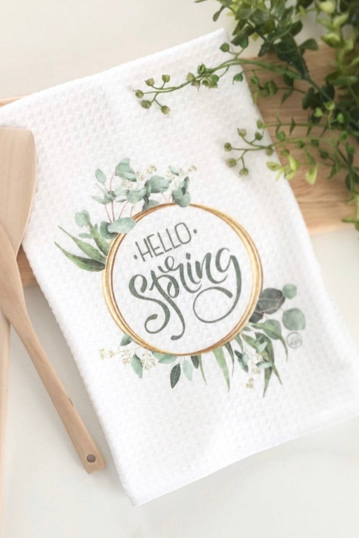 Farmhouse Spring Decor - Pretty Collected