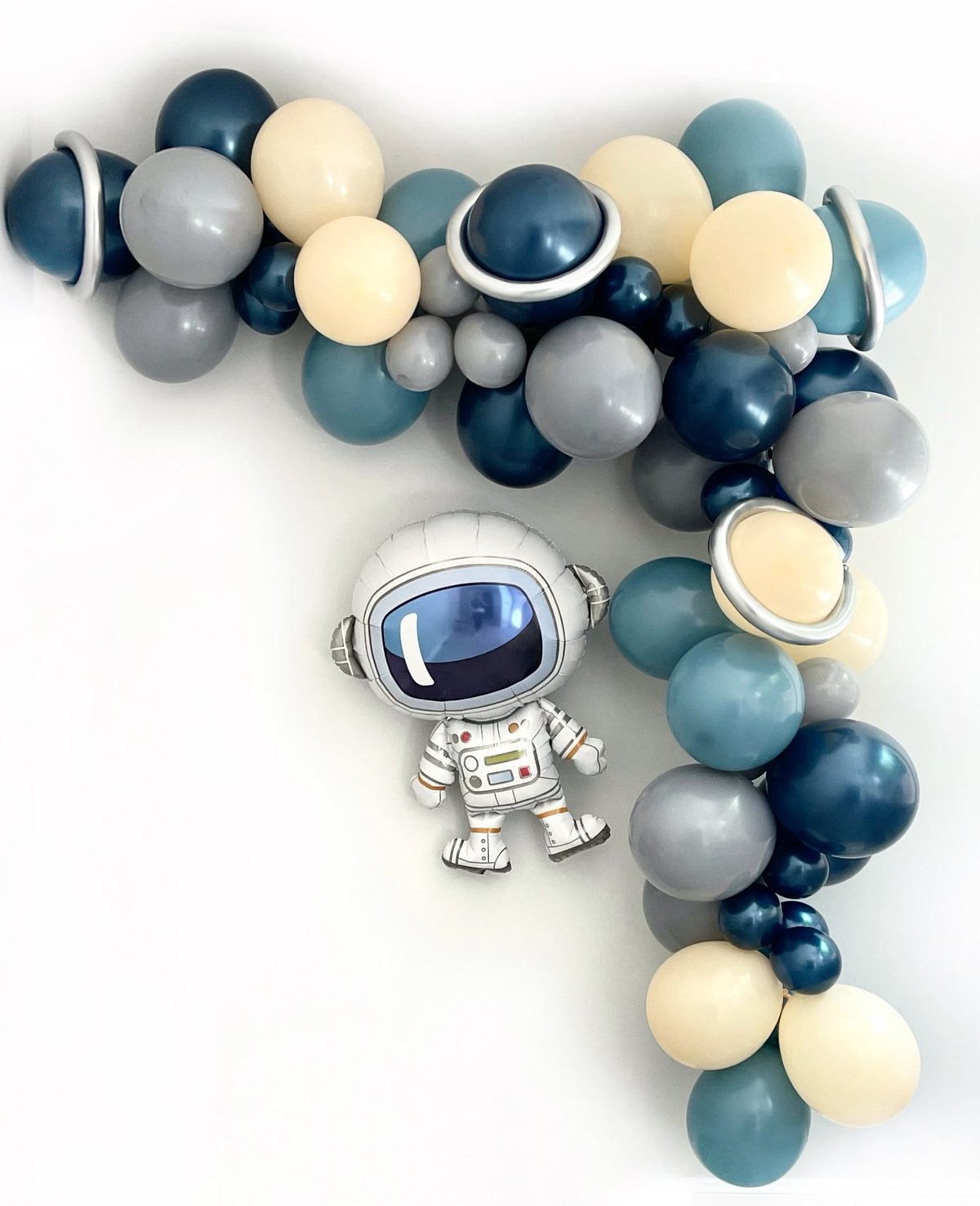 Astronaut Balloon Garland Kit - Pretty Collected