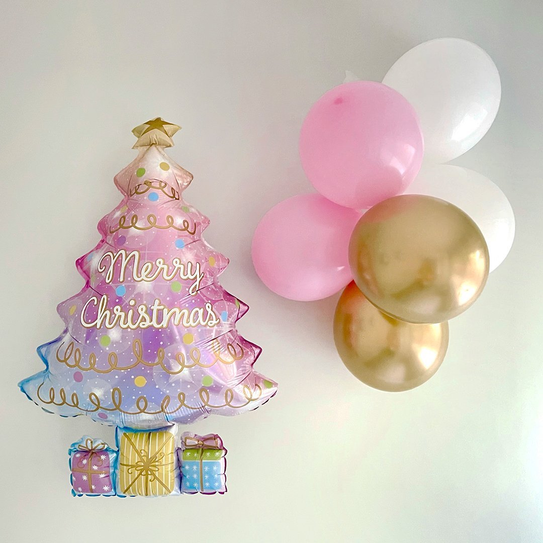 Christmas Tree & Latex Balloon Set - Pretty Collected