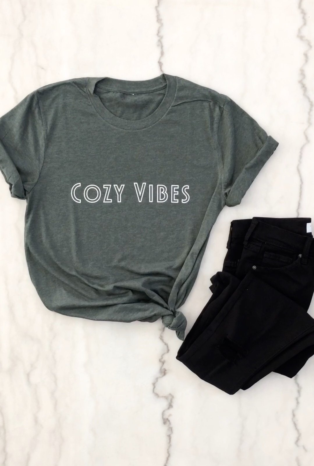 Cozy Vibes Tee - Pretty Collected