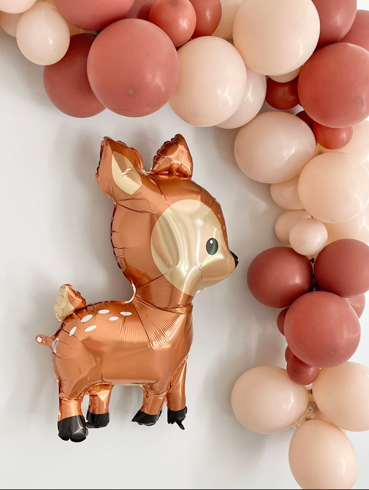 Deer Balloon Garland Kit - Pretty Collected