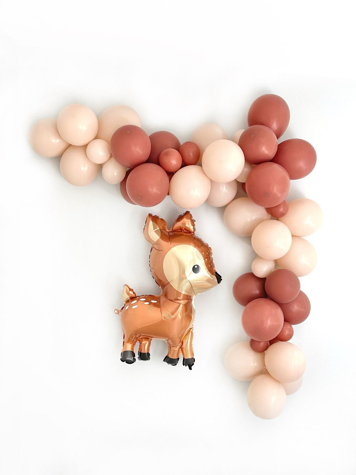 Deer Balloon Garland Kit - Pretty Collected
