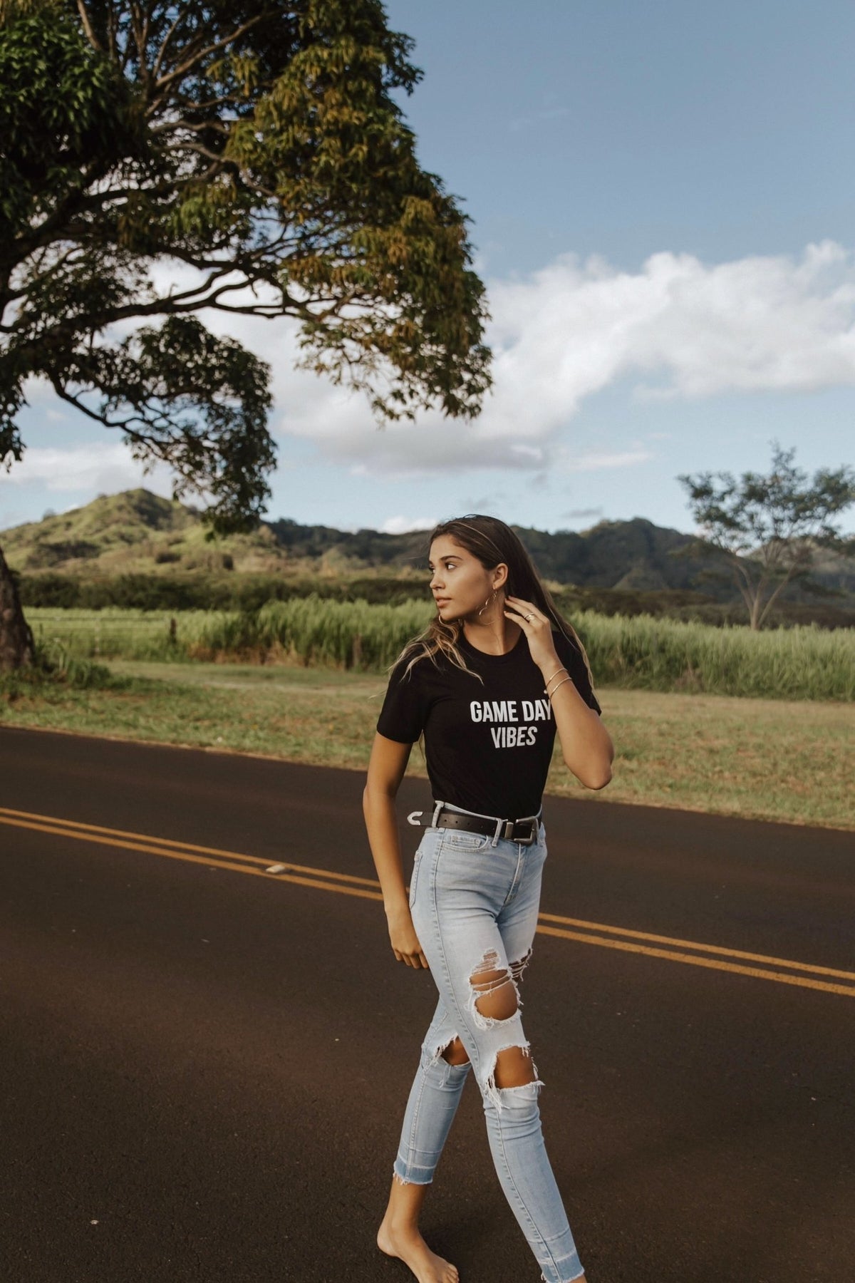 Game Day Vibes Tee - Pretty Collected