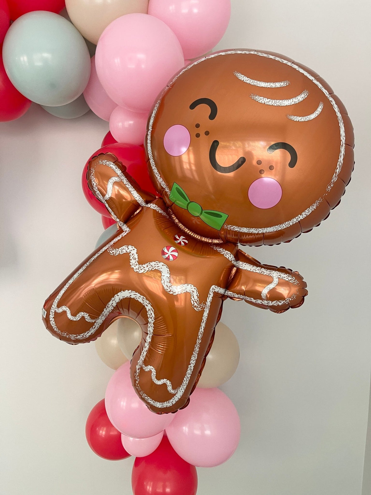 Gingerbread Man Balloon - Pretty Collected