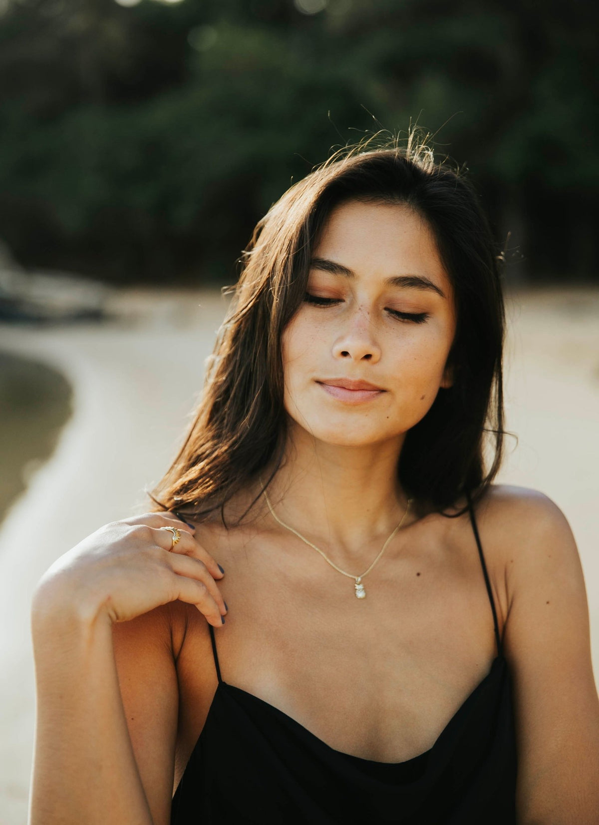 Dainty Pineapple Necklace - Pretty Collected