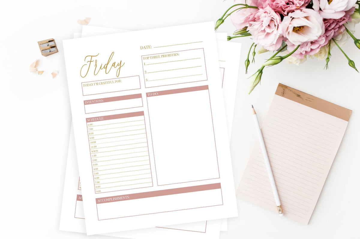 Gold Daily Planner Printables - Free Printable - Pretty Collected gold-daily-planner-printables-free-printable-pretty-collected